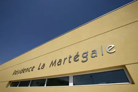 Devanture à l'EHPAD la Martégale, maison de retraite médicalisée à Pérols